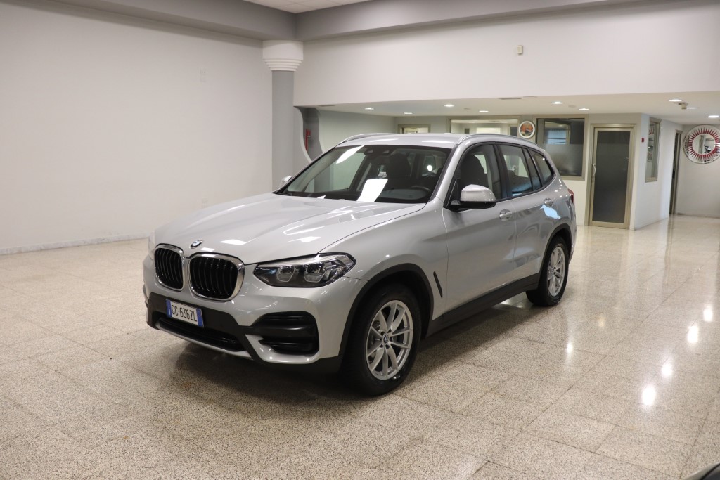 BMW X3 18d 150cv 48v steptronic s-drive business advantage ( navi - pdc - clima trizona - apple carplay ) km 32000