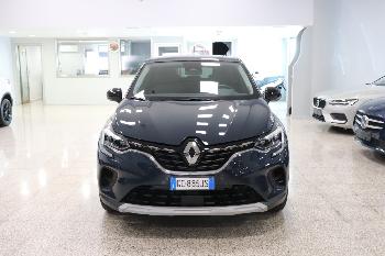 RENAULT Captur blue dci 95cv 6m. business ( navi - sensori post. - neopatentati - fari led - mirror ) 